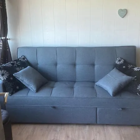 2000 - Velan 319 - 2,5 Pieces - 2 Apartament